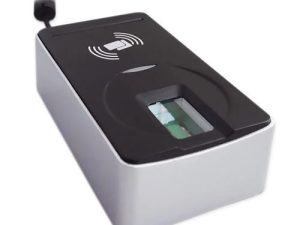 Futronic's FS26EU USB2.0 Dual Card Combo Reader